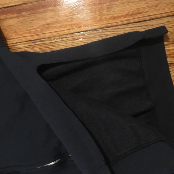 Black LF rose zip up - Picture 4 of 5